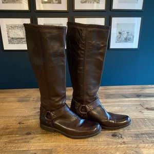 Women’s Frye Leather Boots. Size 7.5